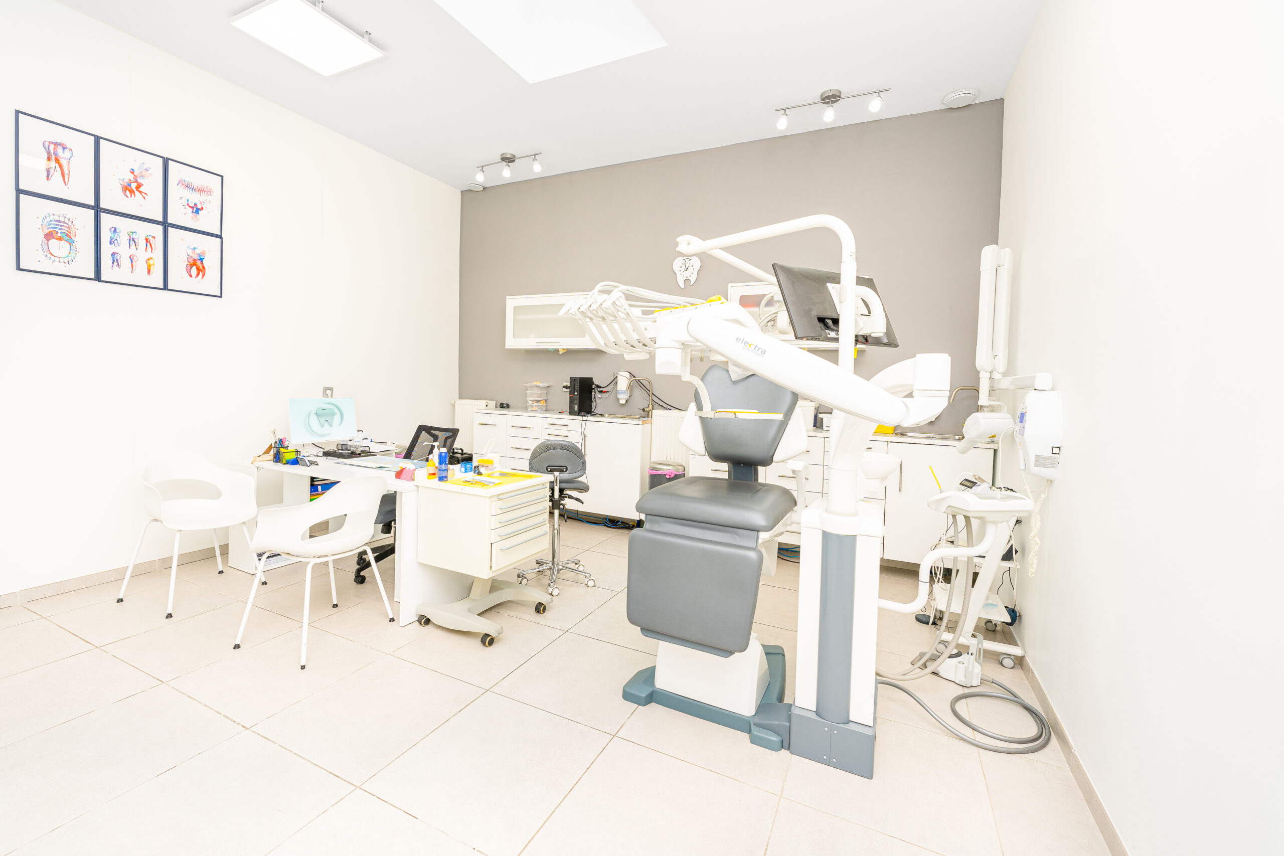 Cabinet de soins d’urgence de la Clinique Dentaire Lemonnier à Bruxelles